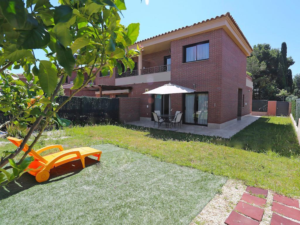 Holiday Home Cornelia Pucho By Interhome Cambrils Oda fotoğraf